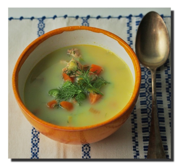 Avgolemono-Suppe mit dicken Bohnen und Lachs